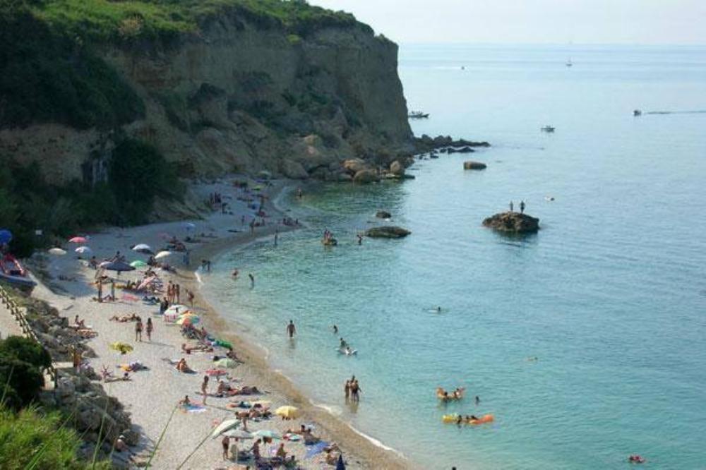 Borgo Dragani Hotel Ortona Luaran gambar